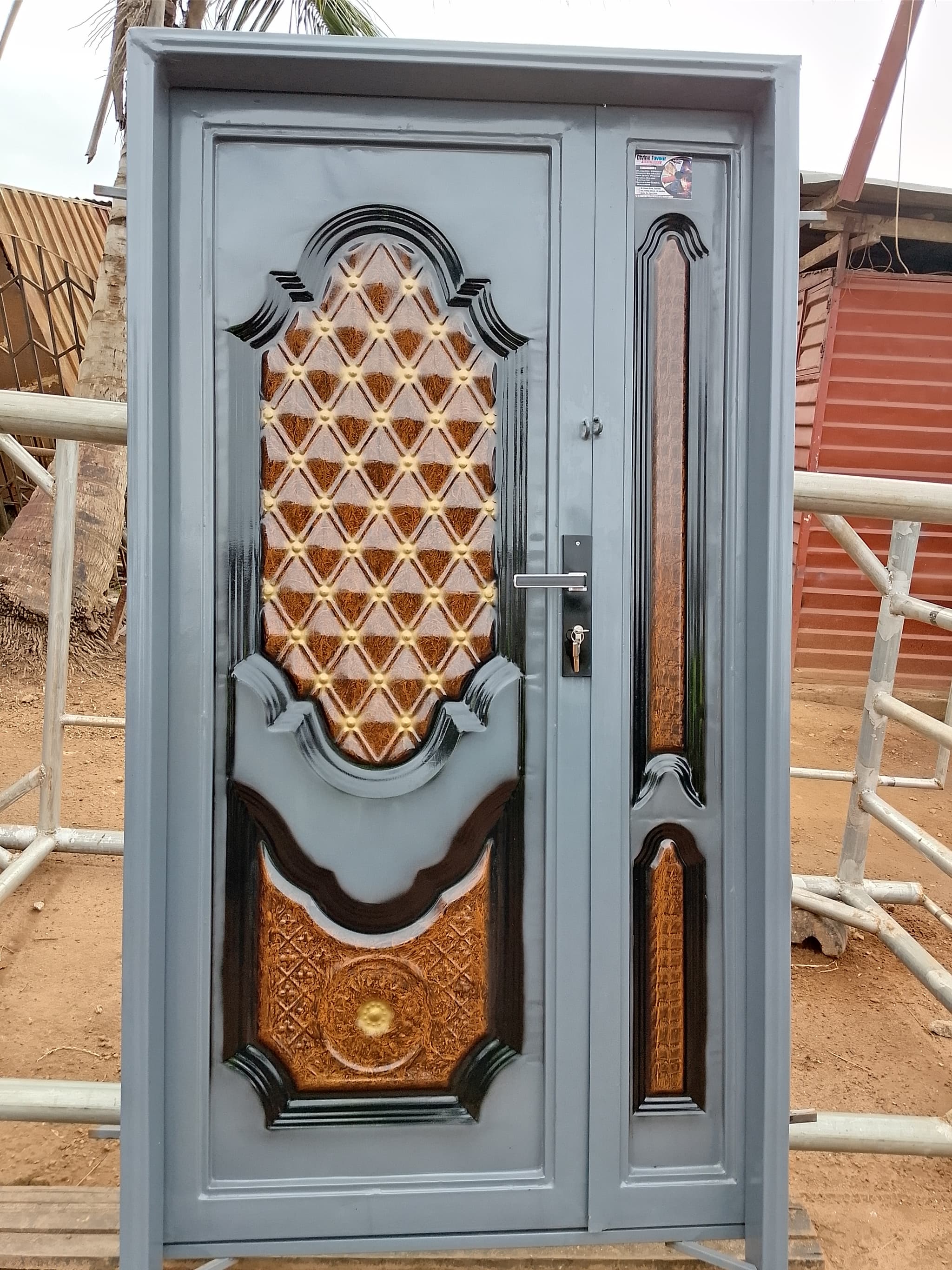 4 feet Door